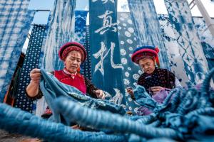 夕阳下起飞 画面超美